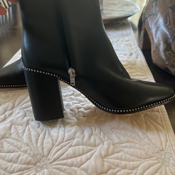 Clash black ankle booties - Picture 2 of 3